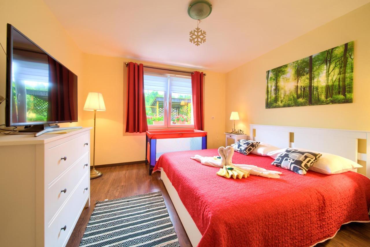 Apartmani Sabina Fužine Eksteriør billede